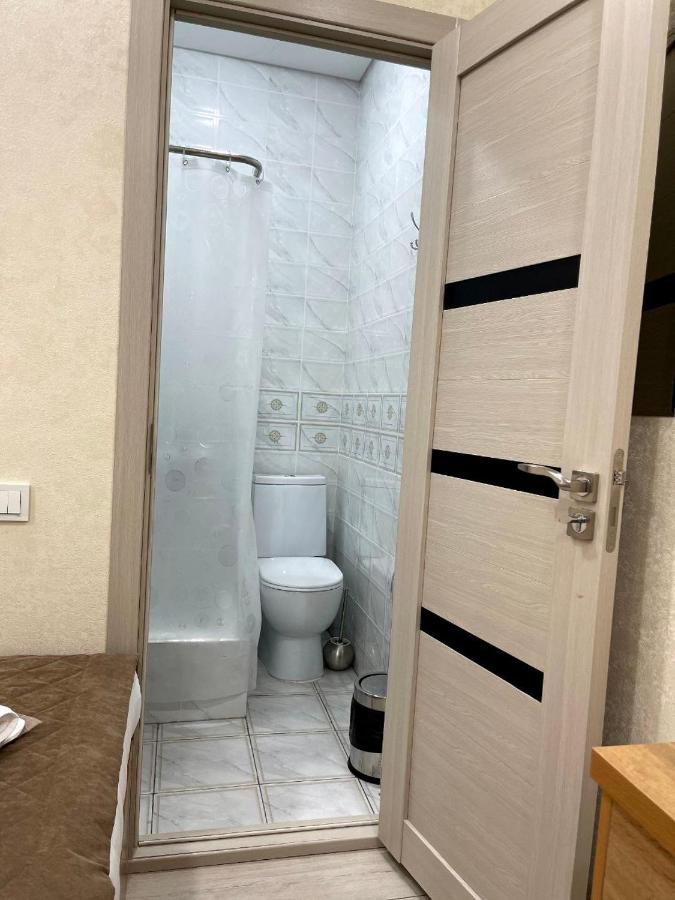 Barhat Hotel Tasken Kültér fotó