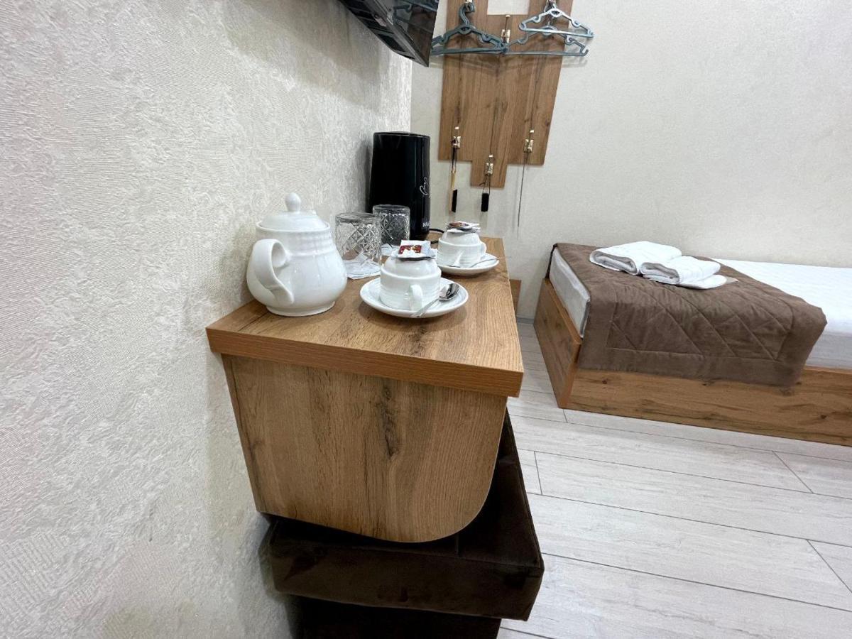 Barhat Hotel Tasken Kültér fotó