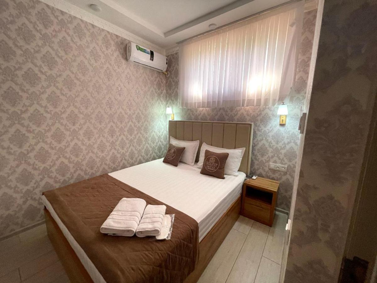 Barhat Hotel Tasken Kültér fotó