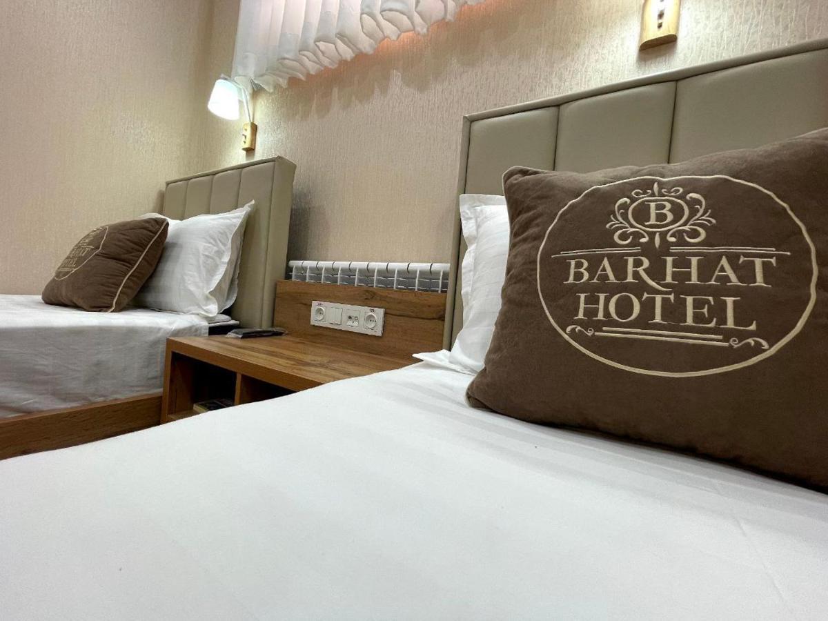 Barhat Hotel Tasken Kültér fotó
