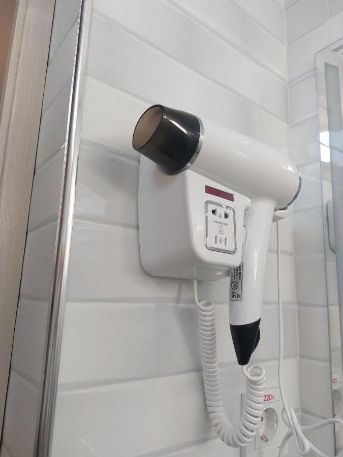 Barhat Hotel Tasken Kültér fotó