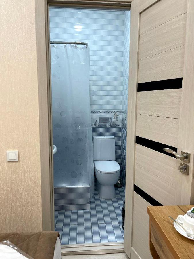 Barhat Hotel Tasken Kültér fotó