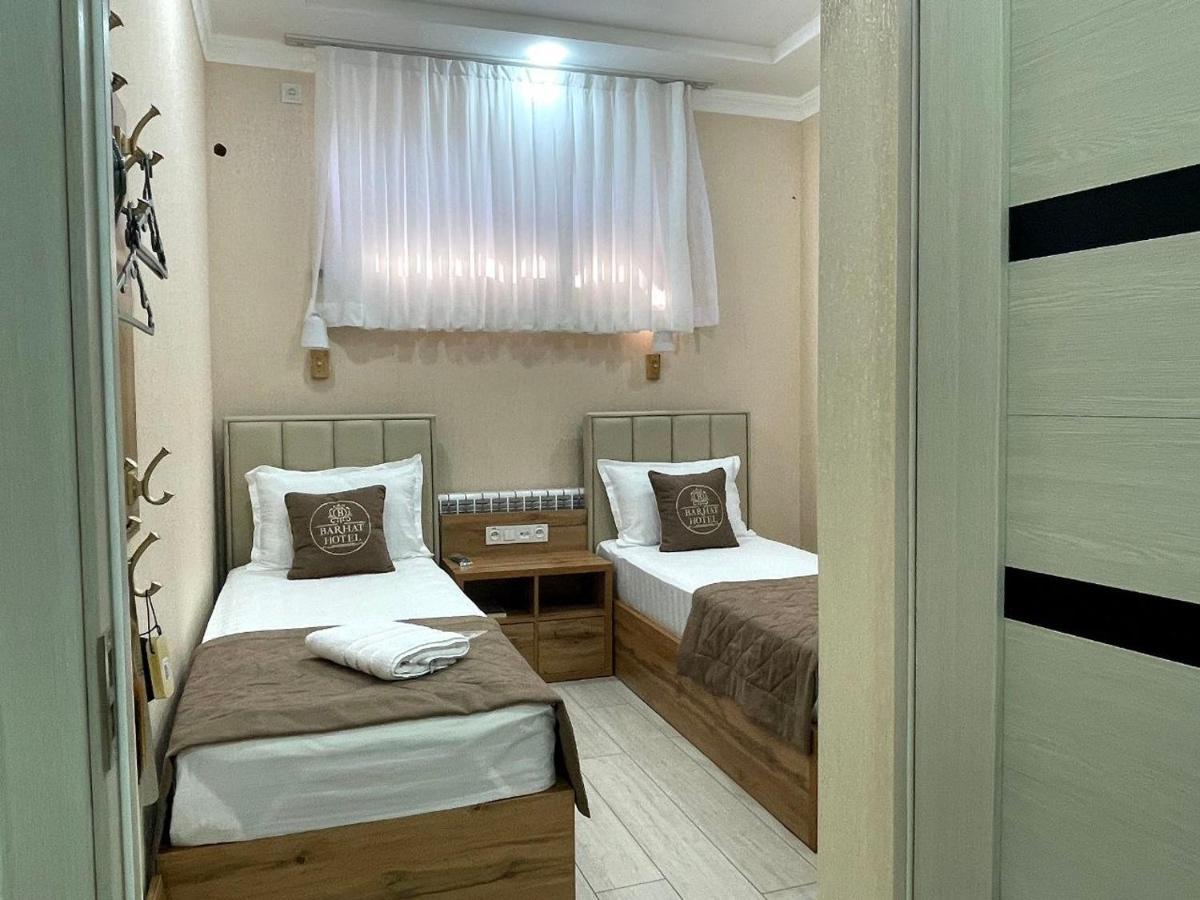 Barhat Hotel Tasken Kültér fotó