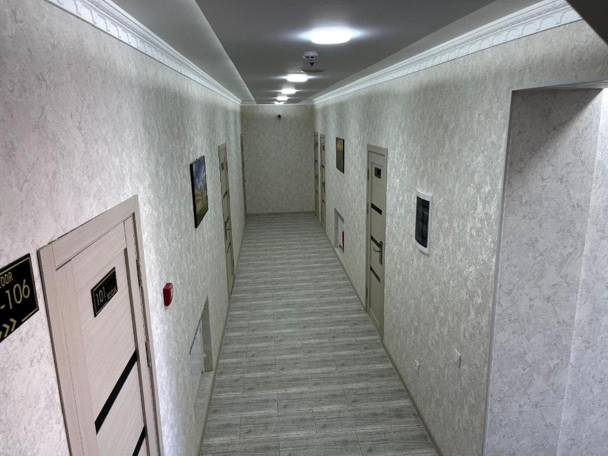 Barhat Hotel Tasken Kültér fotó