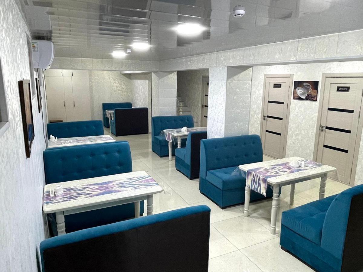 Barhat Hotel Tasken Kültér fotó