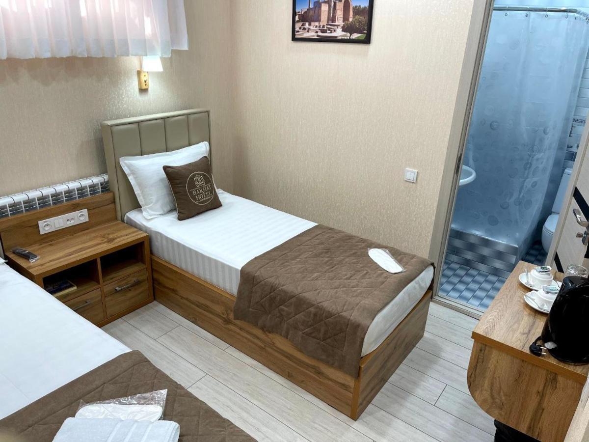 Barhat Hotel Tasken Kültér fotó