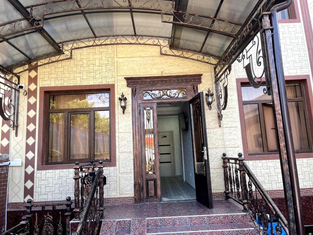 Barhat Hotel Tasken Kültér fotó