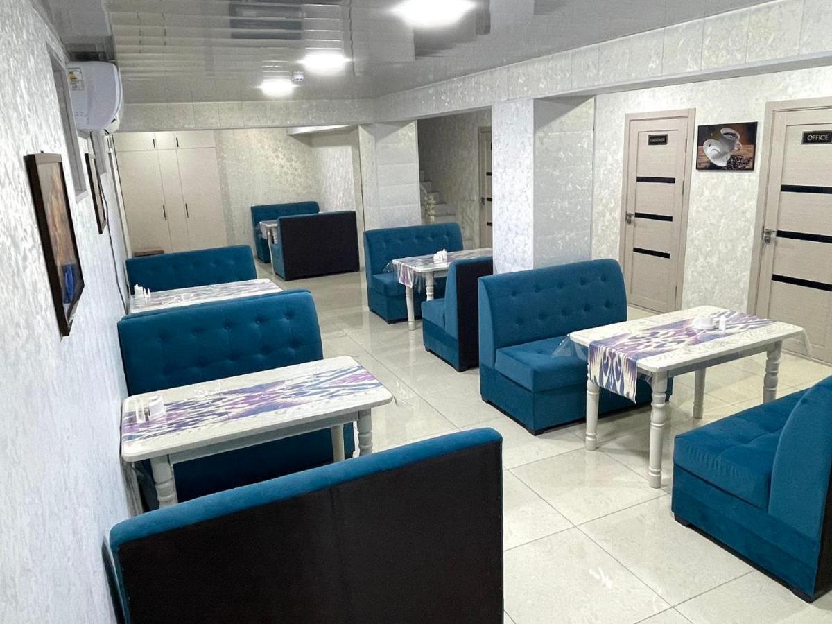 Barhat Hotel Tasken Kültér fotó